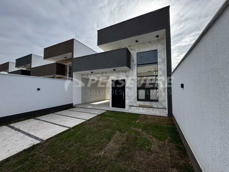 Casa à venda com 3 quartos, 122m² - Foto 1