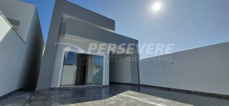 Casa à venda com 3 quartos, 134m² - Foto 1