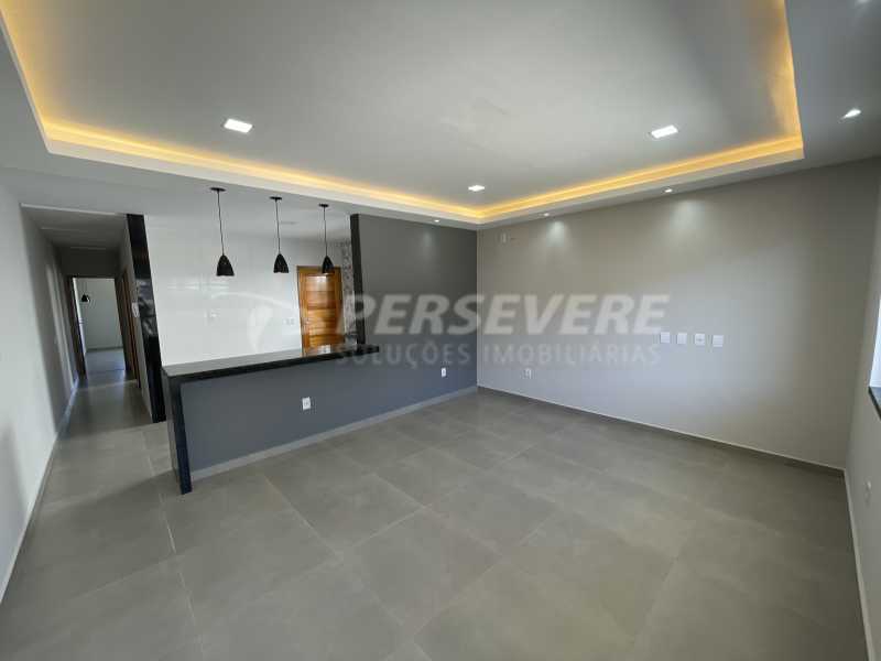 Casa à venda com 2 quartos, 161m² - Foto 3