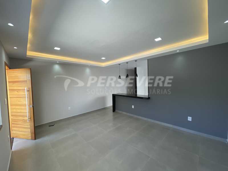 Casa à venda com 2 quartos, 161m² - Foto 4