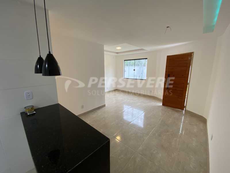 Casa à venda com 3 quartos, 80m² - Foto 4