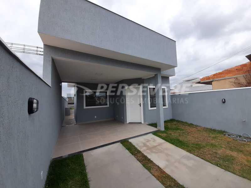 Casa à venda com 3 quartos, 120m² - Foto 1