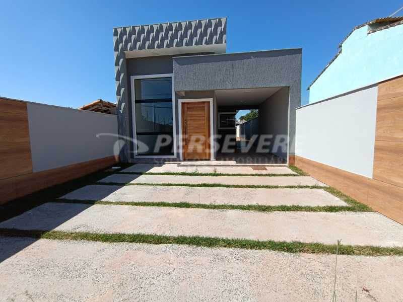 Casa à venda com 3 quartos, 106m² - Foto 1