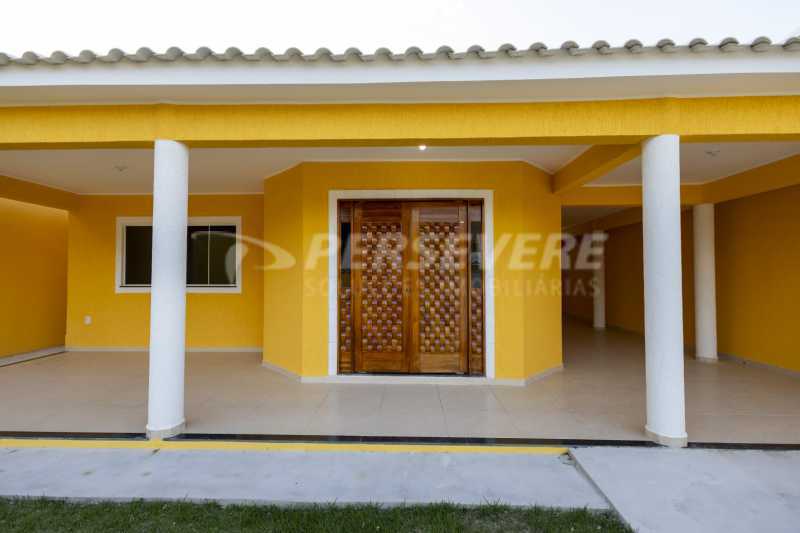 Casa à venda com 4 quartos, 266m² - Foto 2