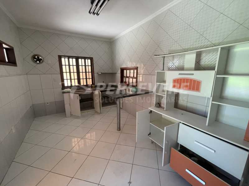 Casa à venda com 3 quartos, 209m² - Foto 8