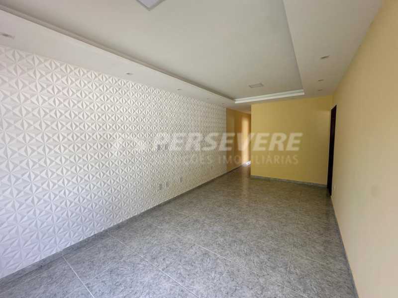 Casa à venda com 2 quartos, 84m² - Foto 2