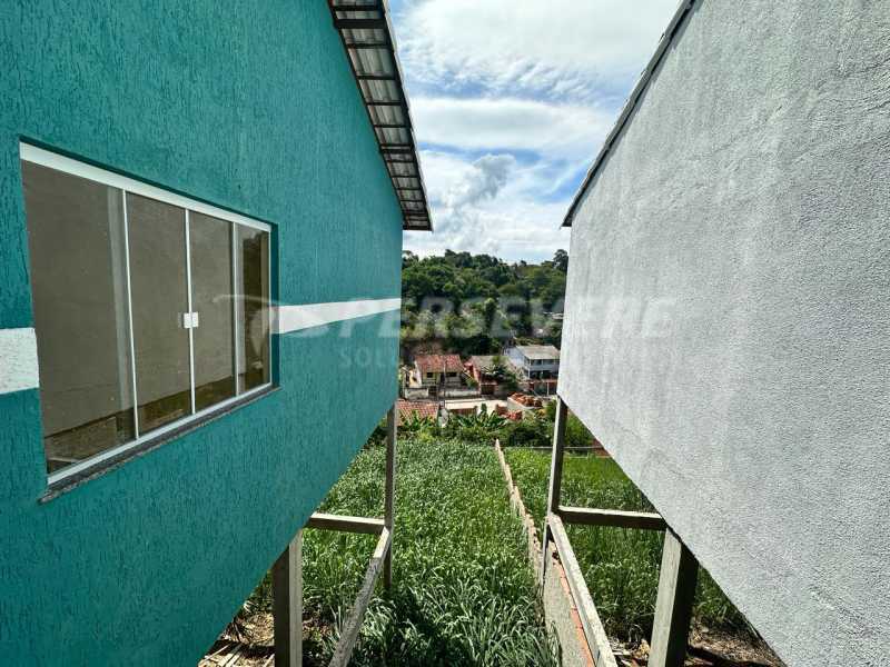 Casa à venda com 2 quartos, 84m² - Foto 11