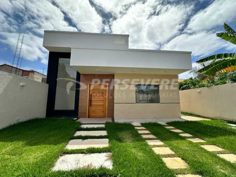 Casa à venda com 3 quartos, 116m² - Foto 1