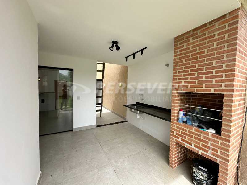 Casa à venda com 3 quartos, 116m² - Foto 8