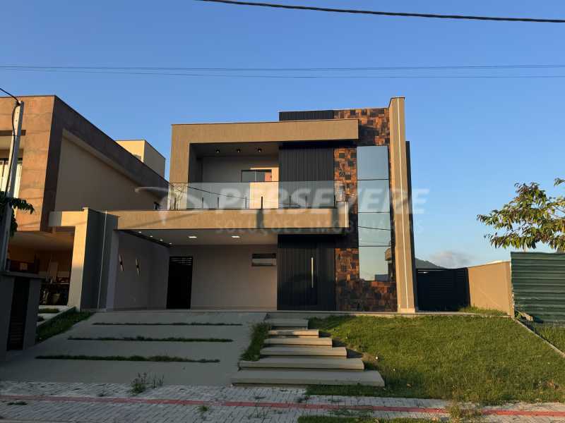 Casa de Condomínio à venda com 5 quartos, 210m² - Foto 1