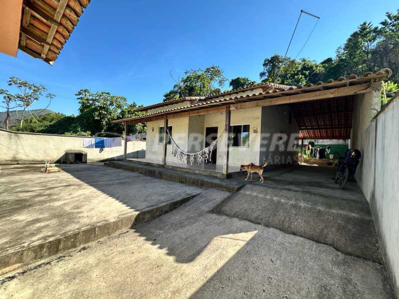 Casa à venda com 4 quartos, 216m² - Foto 21