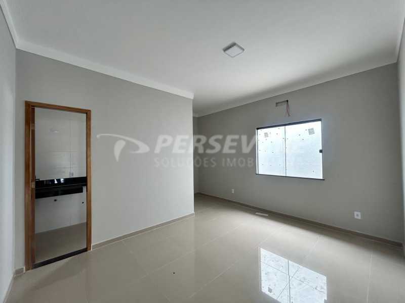 Casa à venda com 2 quartos, 78m² - Foto 7