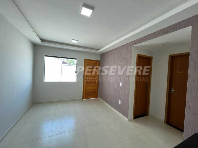 Casa à venda com 2 quartos, 60m² - Foto 3