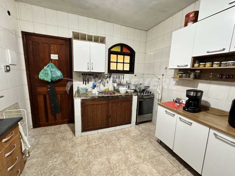 Casa à venda com 3 quartos, 190m² - Foto 6