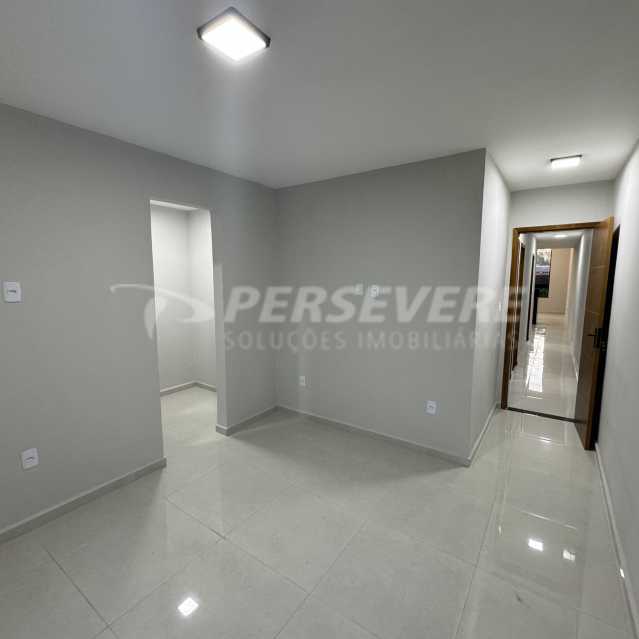 Casa à venda com 3 quartos, 110m² - Foto 10