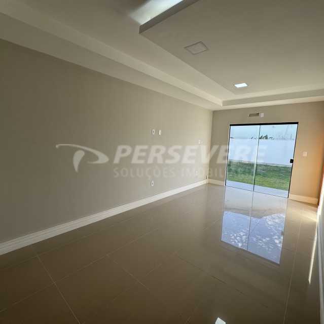 Casa à venda com 3 quartos, 108m² - Foto 11