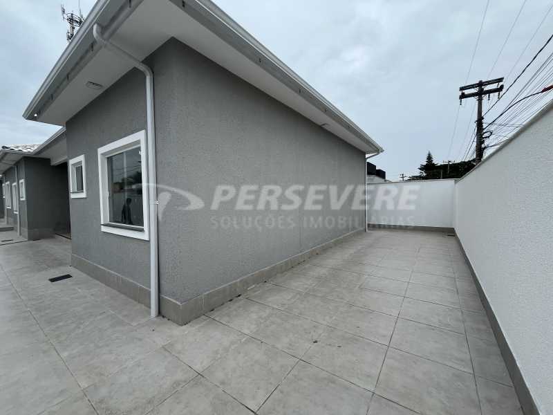 Casa à venda com 2 quartos, 55m² - Foto 12