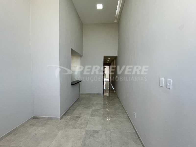 Casa à venda com 3 quartos, 100m² - Foto 4