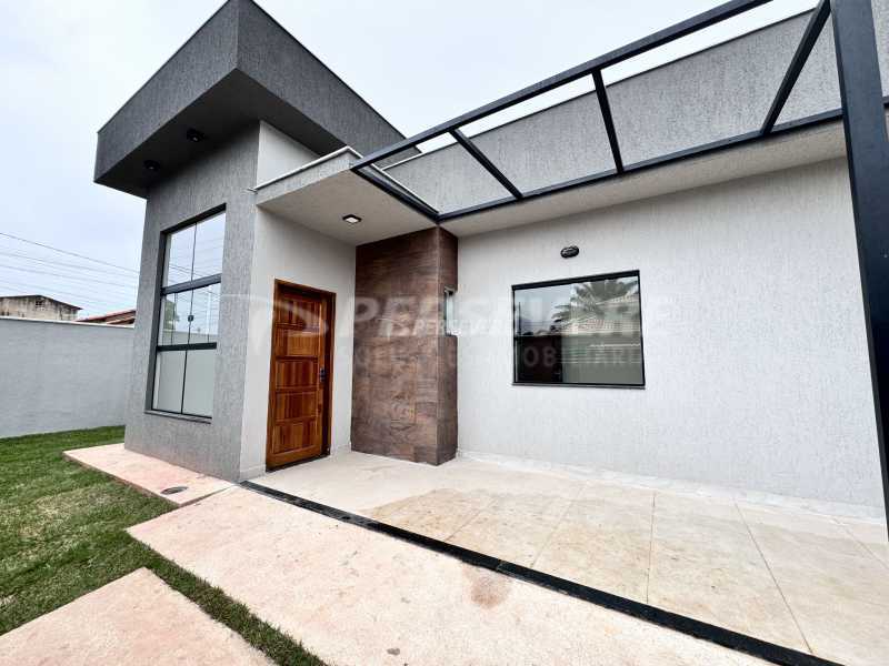 Casa à venda com 2 quartos, 69m² - Foto 1