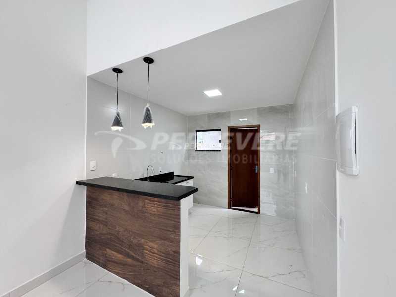 Casa à venda com 2 quartos, 69m² - Foto 5