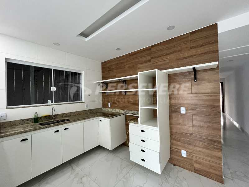 Casa à venda com 3 quartos, 113m² - Foto 6