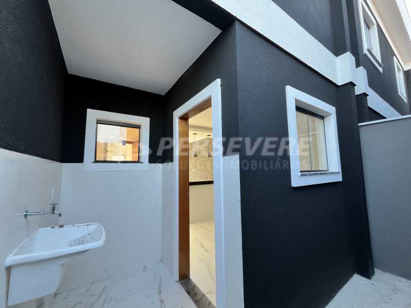 Casa à venda com 2 quartos, 65m² - Foto 12