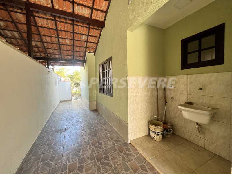 Casa à venda com 2 quartos, 80m² - Foto 14