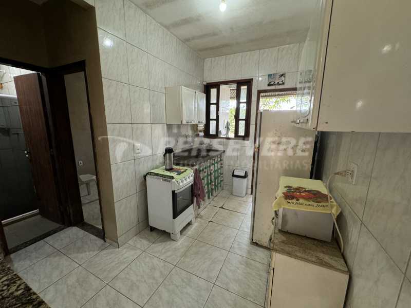 Casa à venda com 2 quartos, 65m² - Foto 4