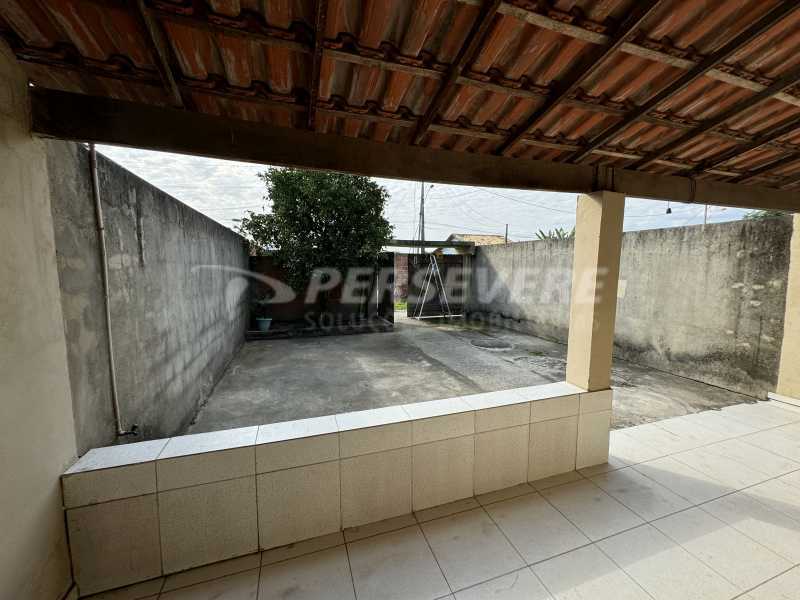 Casa à venda com 2 quartos, 65m² - Foto 2