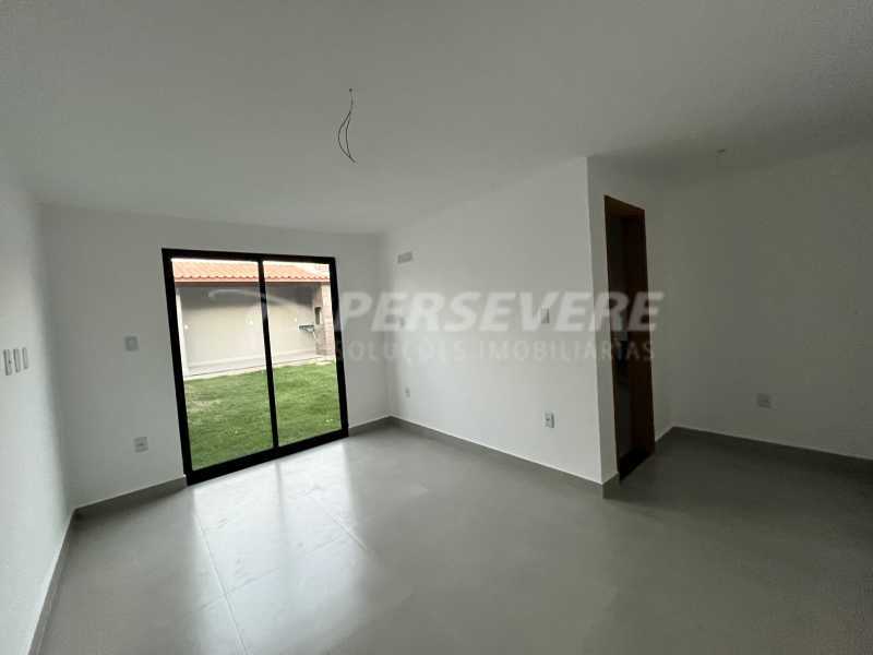 Casa à venda com 3 quartos, 102m² - Foto 9