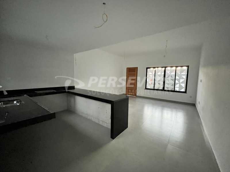 Casa à venda com 3 quartos, 102m² - Foto 5