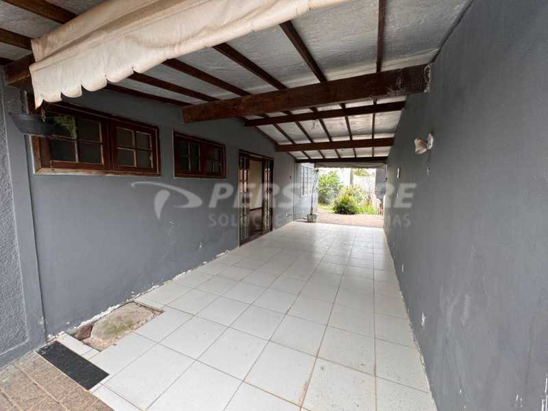 Casa à venda com 3 quartos, 100m² - Foto 3