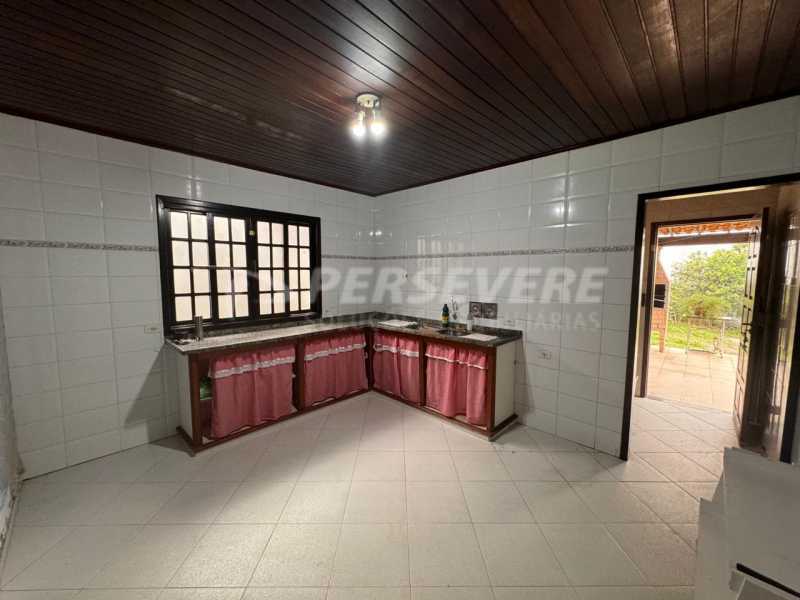 Casa à venda com 3 quartos, 100m² - Foto 6