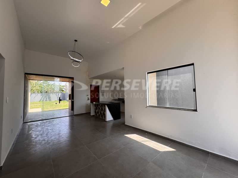 Casa à venda com 3 quartos, 114m² - Foto 4