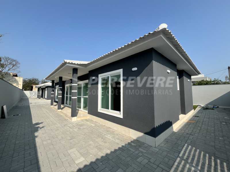 Casa à venda com 2 quartos, 60m² - Foto 2