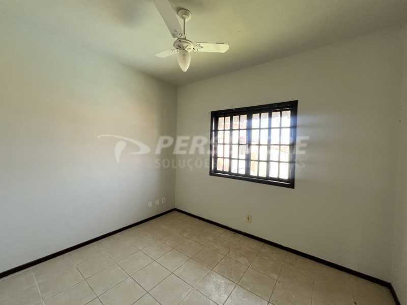 Casa à venda com 2 quartos, 80m² - Foto 12