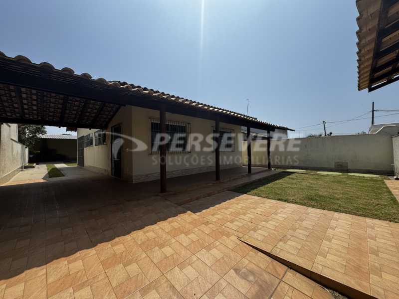 Casa à venda com 3 quartos, 135m² - Foto 1