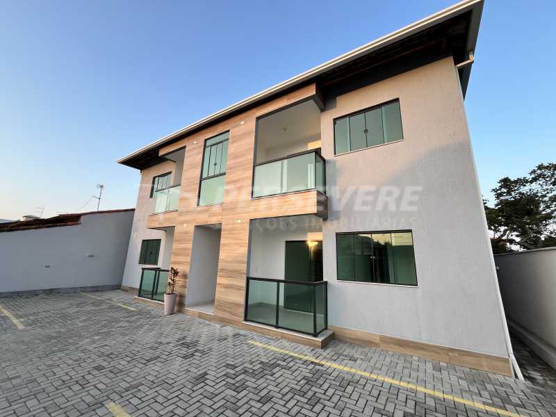 Apartamento à venda com 2 quartos, 70m² - Foto 2