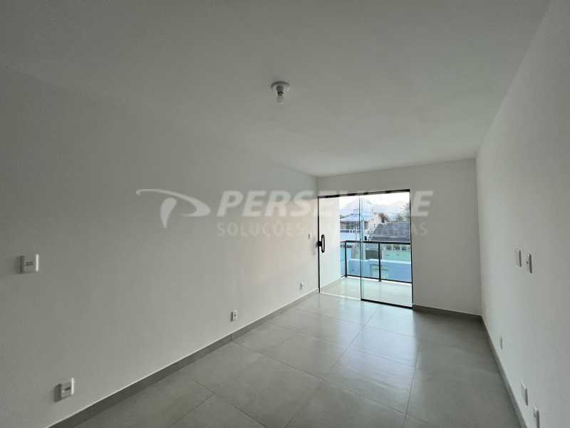 Apartamento à venda com 2 quartos, 70m² - Foto 3