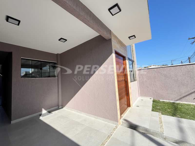 Casa à venda com 3 quartos, 97m² - Foto 1