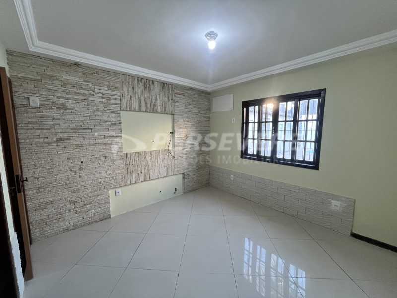 Casa à venda com 2 quartos, 120m² - Foto 9