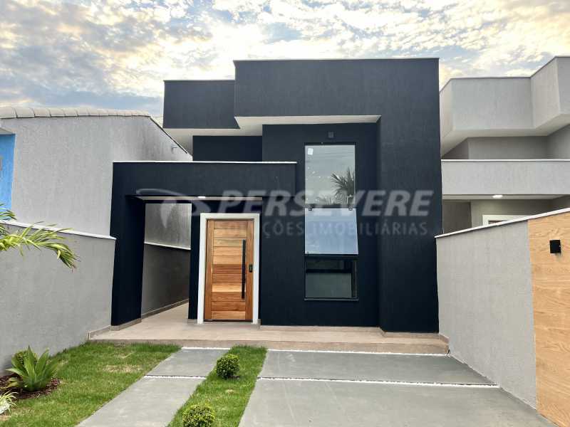 Casa à venda com 3 quartos, 96m² - Foto 1