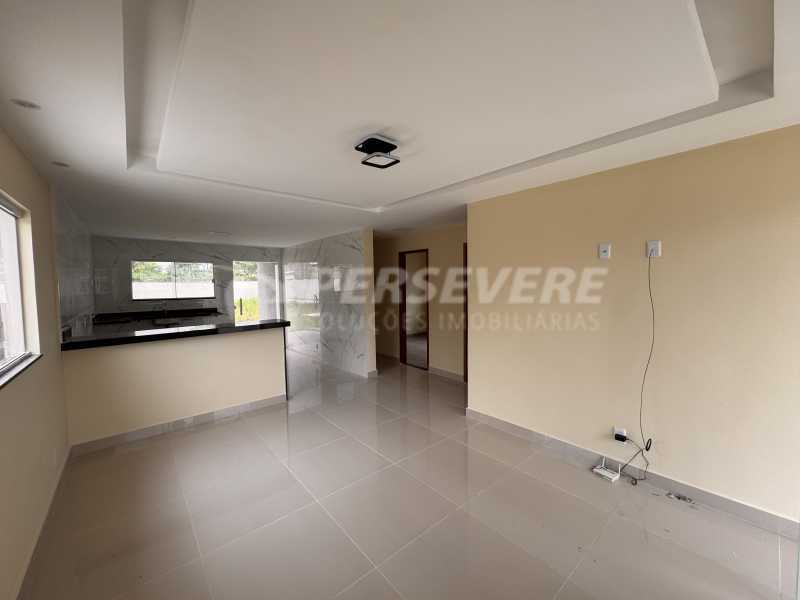 Casa à venda com 3 quartos, 110m² - Foto 3