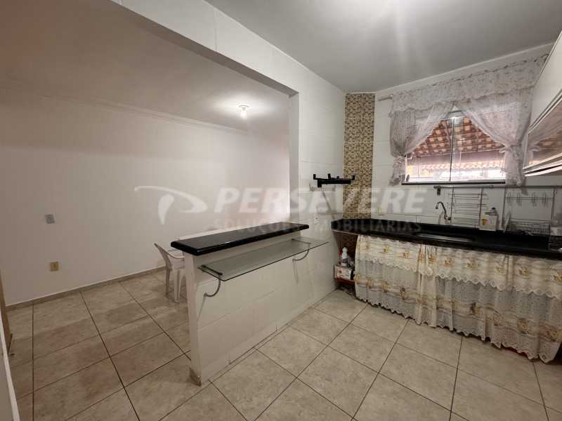 Casa à venda com 3 quartos, 80m² - Foto 3