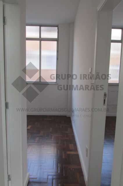 Apartamento à venda com 2 quartos, 45m² - Foto 4