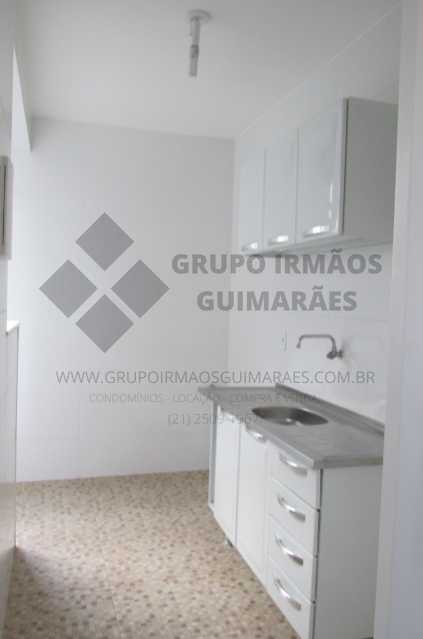 Apartamento à venda com 2 quartos, 45m² - Foto 11