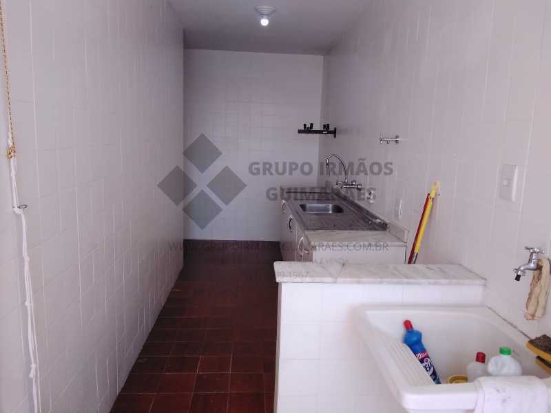 Apartamento para alugar com 3 quartos, 126m² - Foto 16