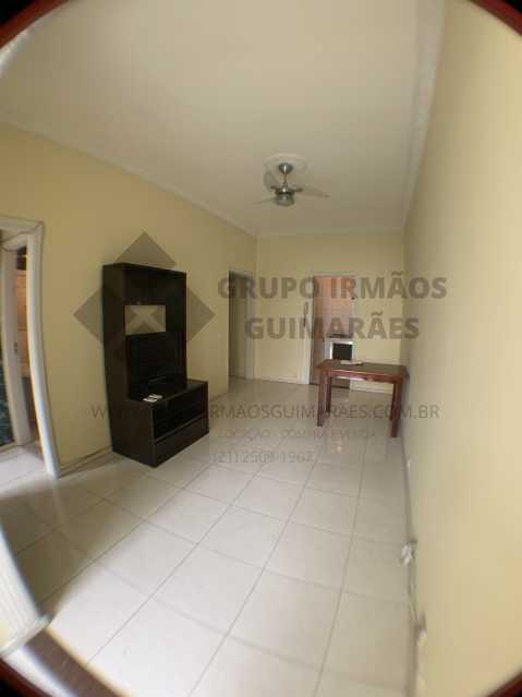 Apartamento à venda com 1 quarto, 50m² - Foto 1