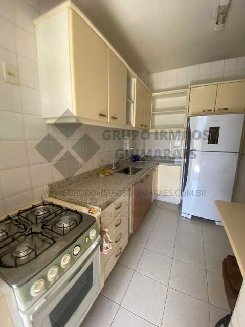 Apartamento para alugar com 3 quartos, 93m² - Foto 8