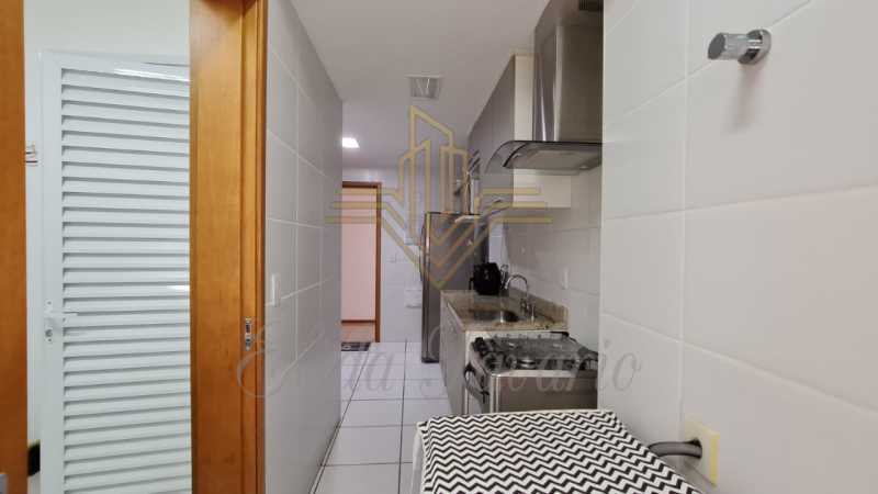 Apartamento à venda com 2 quartos, 78m² - Foto 4